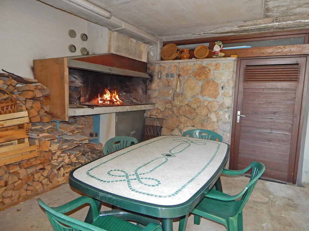 Villa Maristika Omiš Exteriör bild